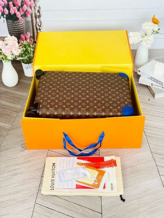 Чемодан Horizon 55 для ручной клади 38х55х21 см фото 4