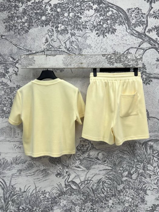 Costume female фото 7