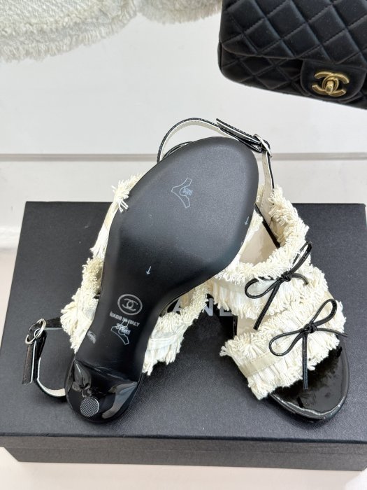 Босоножки фото 9