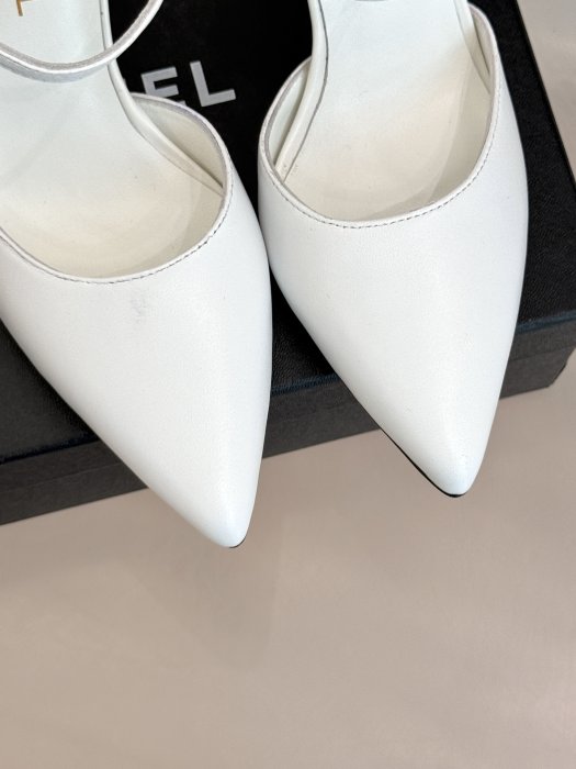 Босоножки фото 7