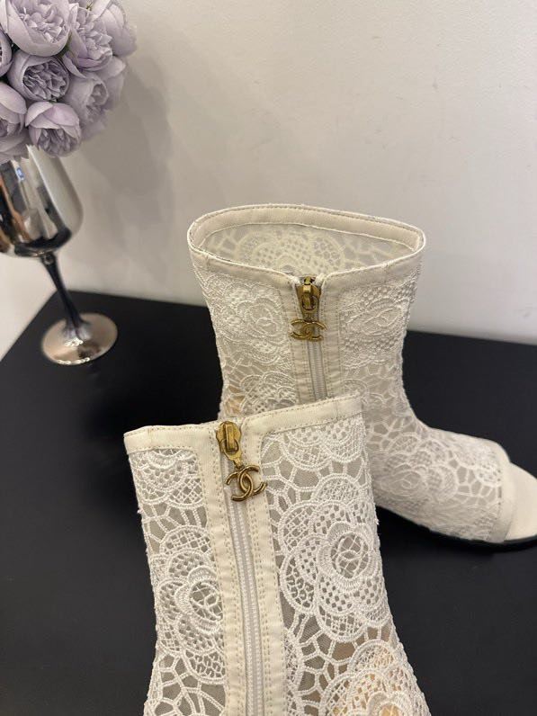 Босоножки фото 4