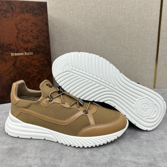 Кросівки фото 8