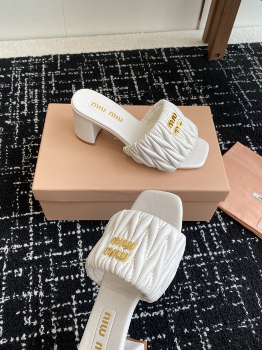 Босоножки фото 6