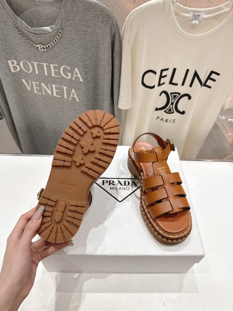 Сандалі жіночі фото 9