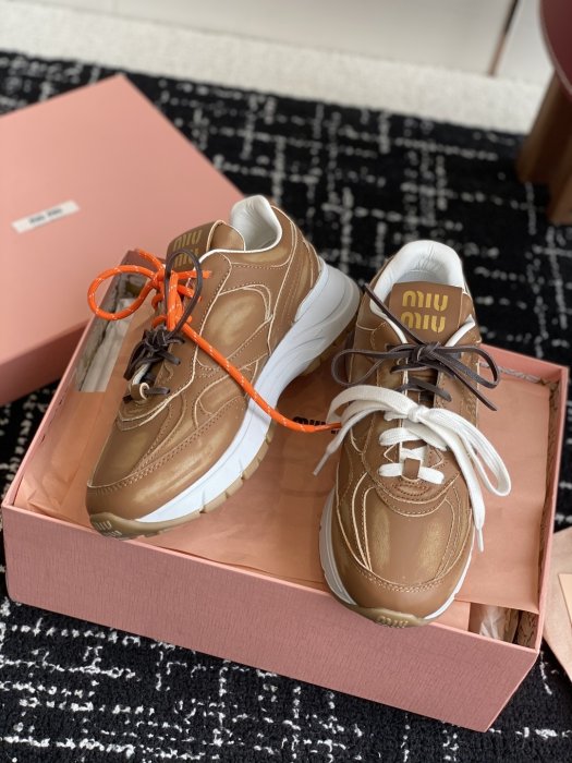 Кроссовки фото 5