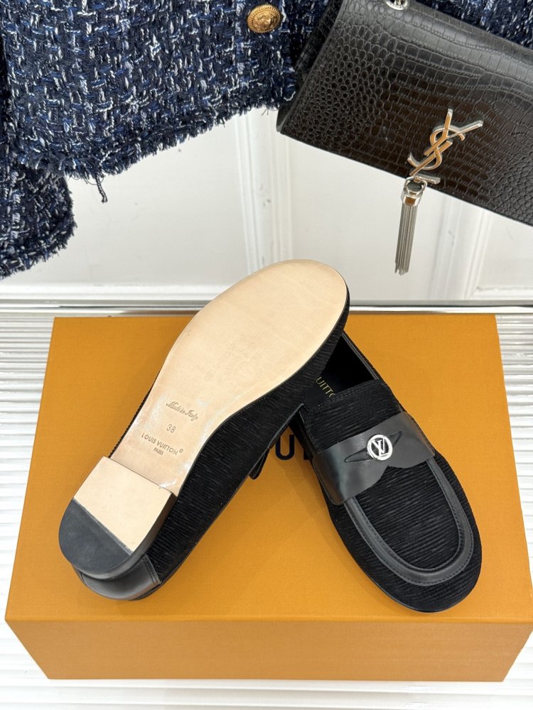 Туфли женские фото 9