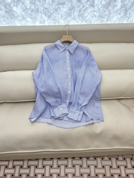 Костюм женский фото 5