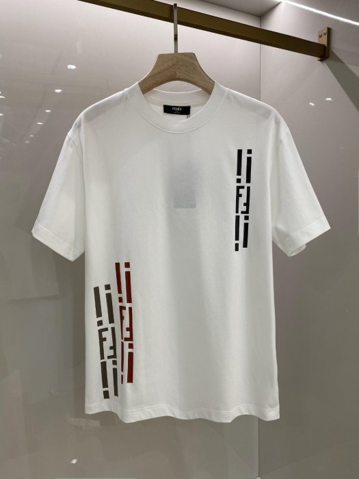 T-shirt men's