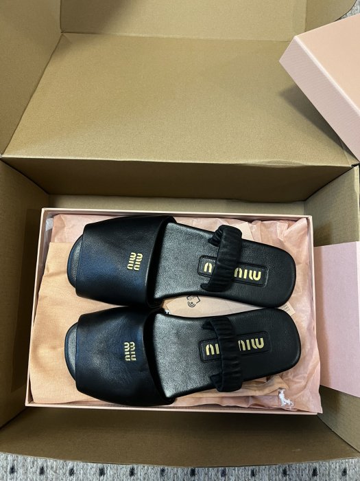 Босоножки фото 2