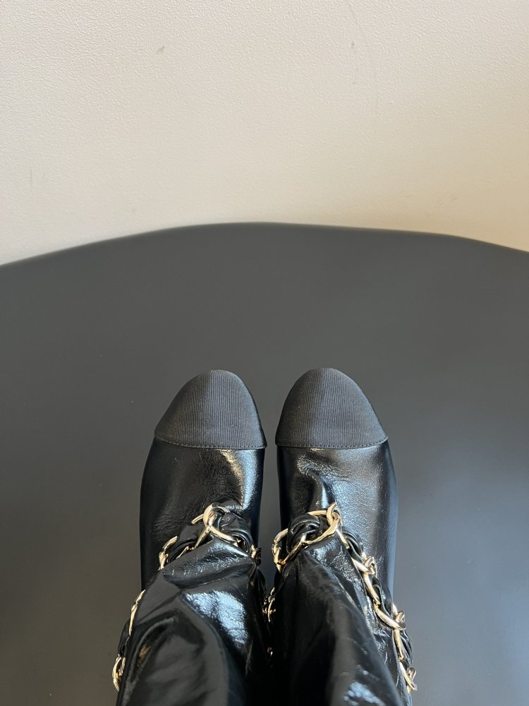 Boots women's фото 6