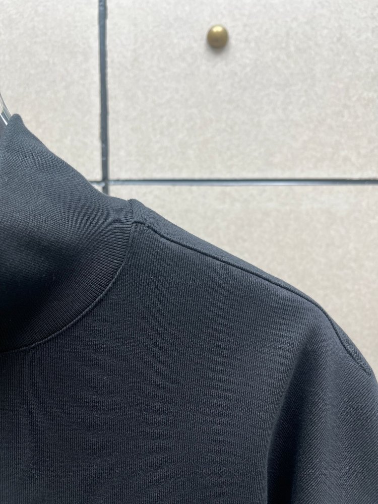 T-shirt women's фото 5