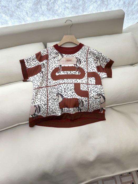 Футболка женская фото 3