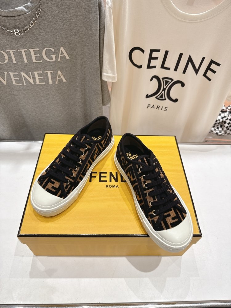 Кеди жіночі фото 2