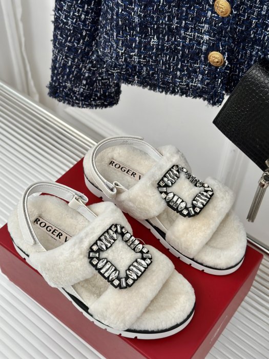 Sandals on fur фото 3