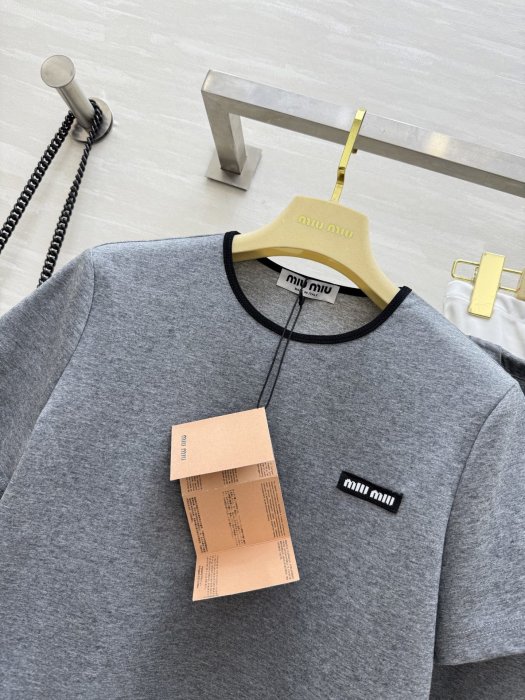 Костюм женский фото 3