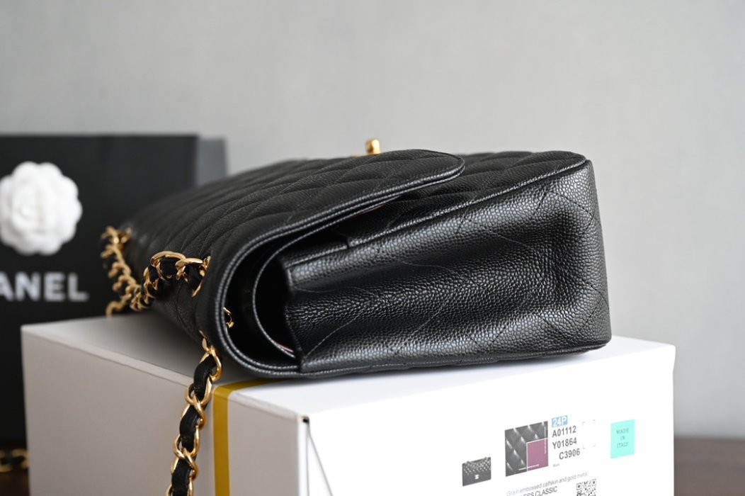 A bag women's Classic Flap Jumbo 30 фото 3