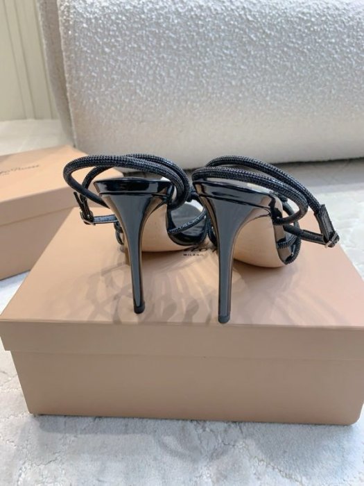 Босоножки фото 2