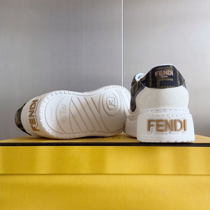 Кроссовки Fendi Match фото 9