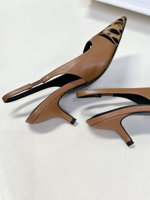 Босоножки фото 8