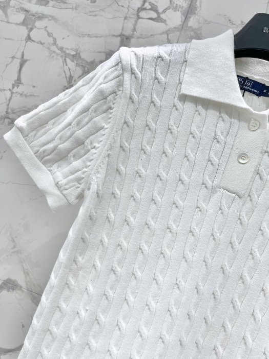 Футболка жіноча фото 3