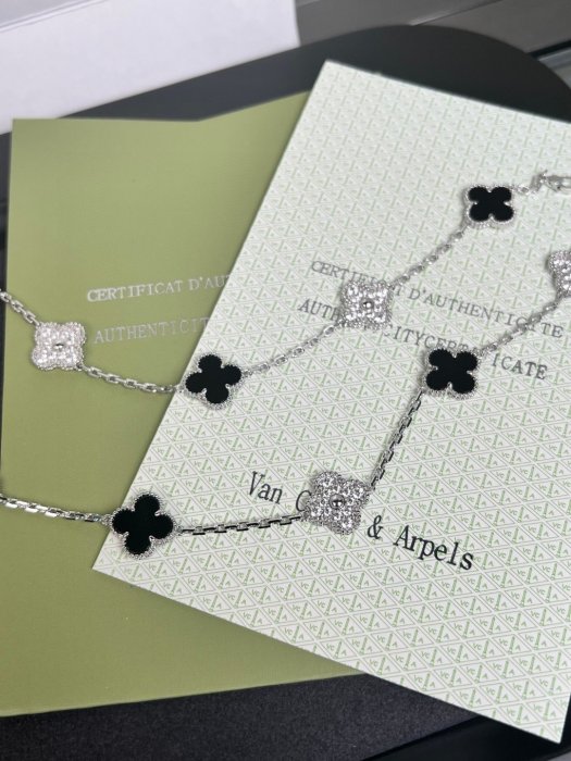 Necklace фото 3