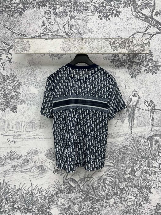 Футболка женская фото 7