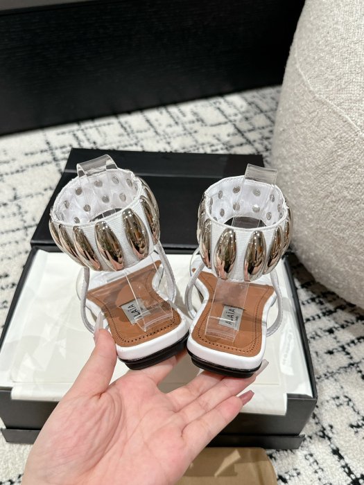 Сандалии женские фото 7