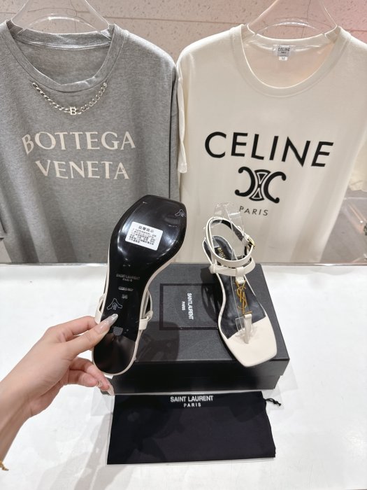 Босоножки фото 9