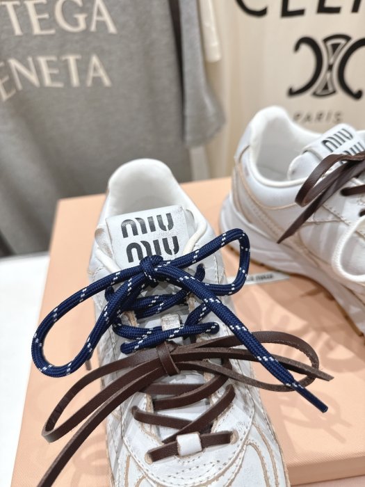 Кроссовки фото 6