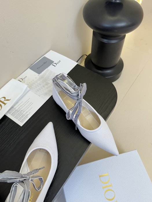 Туфлі жіночі фото 4