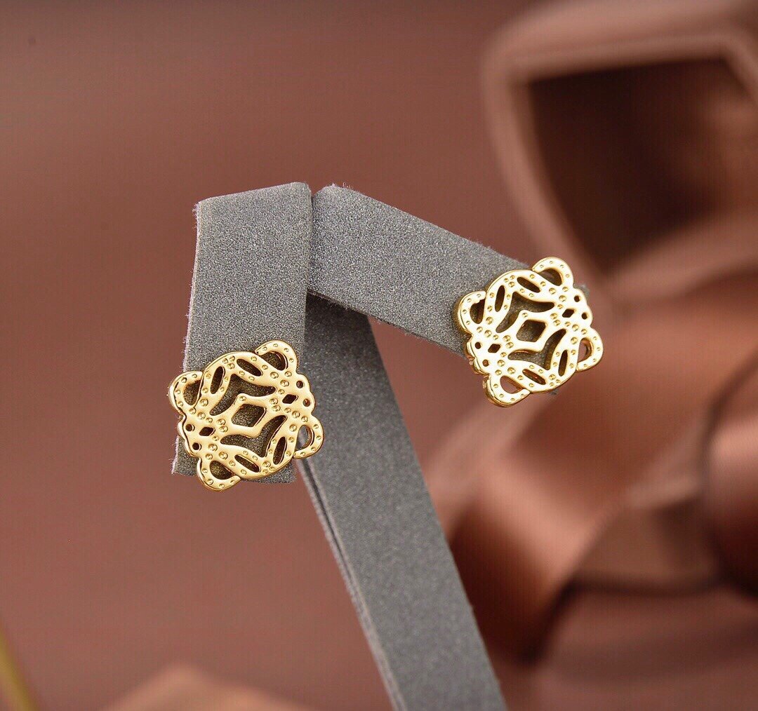 Earrings from 18-каратным gold фото 3