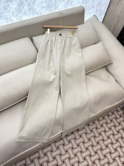 Костюм женский фото 7