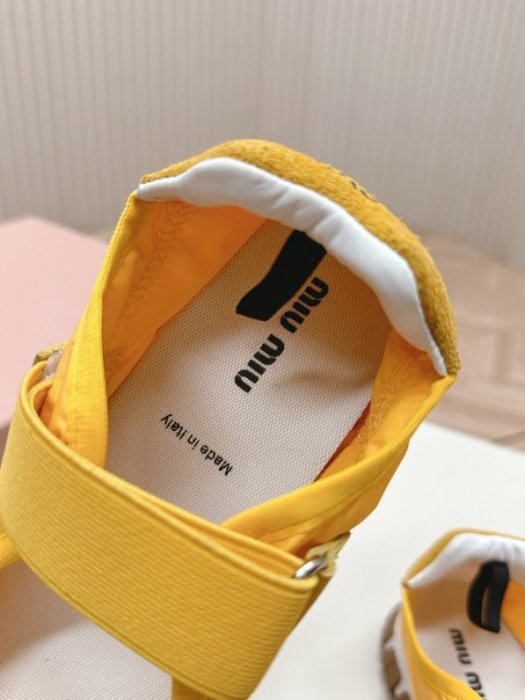 Сандалии женские фото 3