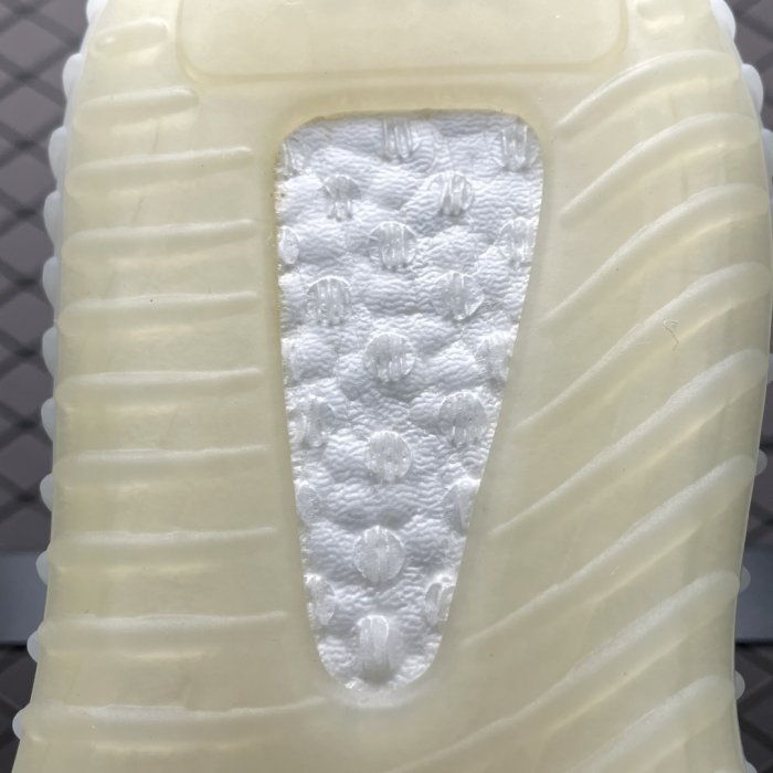 Кроссовки Yeezy Boost 350V2 фото 8
