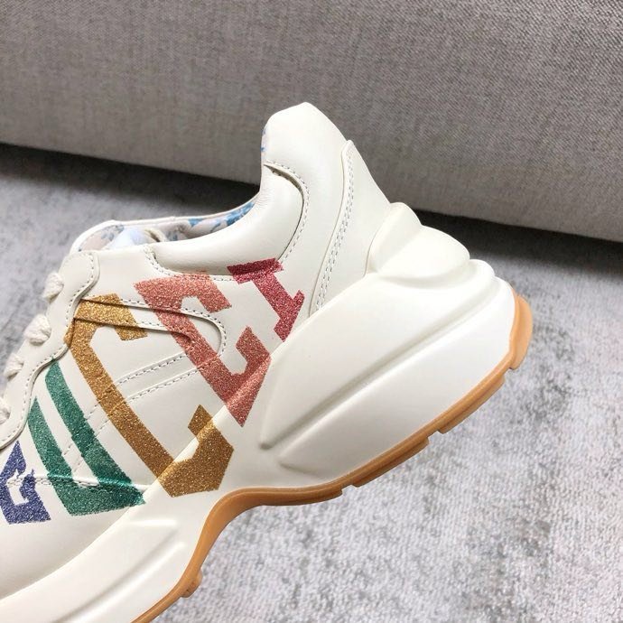 Кросівки фото 7