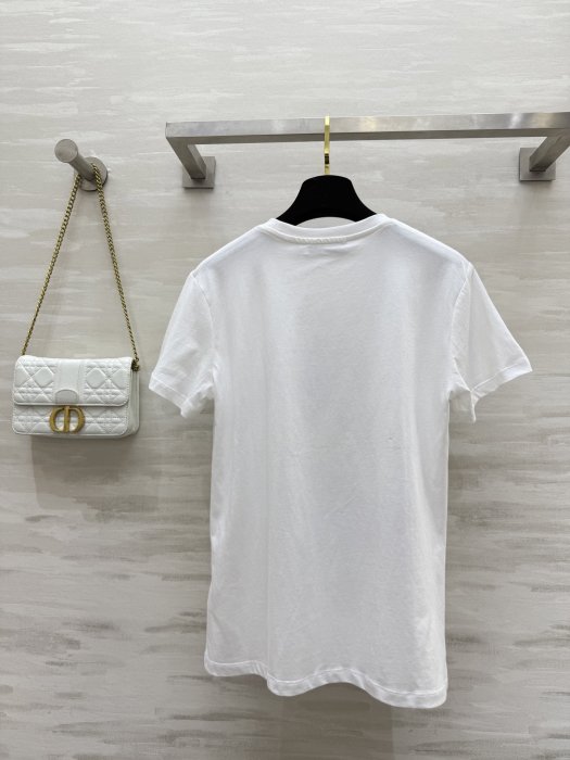 Футболка женская фото 3