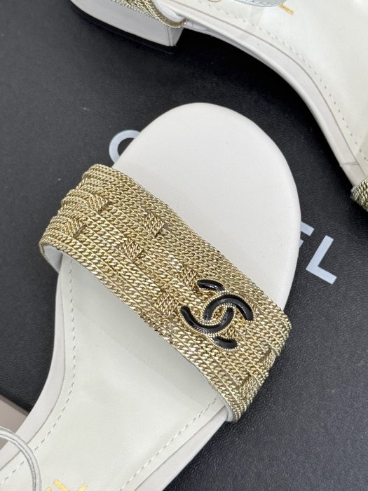 Босоножки фото 7