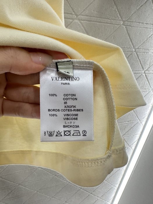 T-shirt women's фото 9