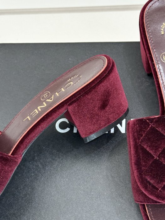 Босоножки фото 6