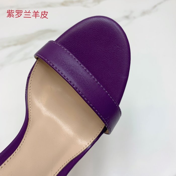 Босоножки фото 4