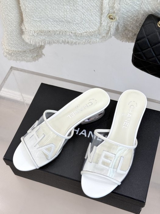 Босоножки фото 2