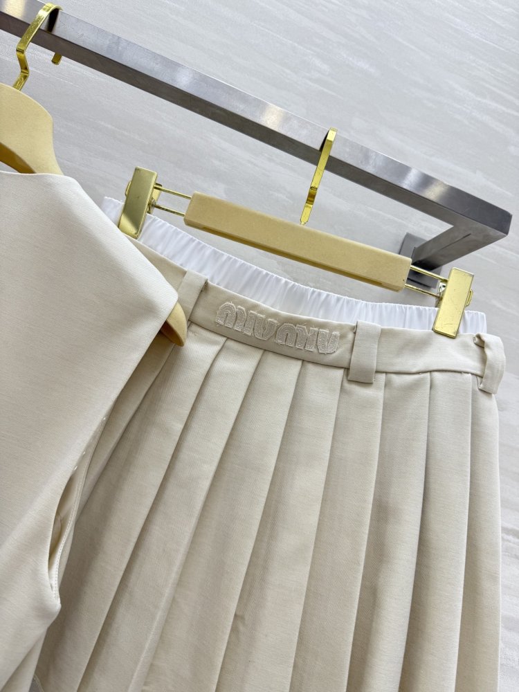 Costume female фото 8