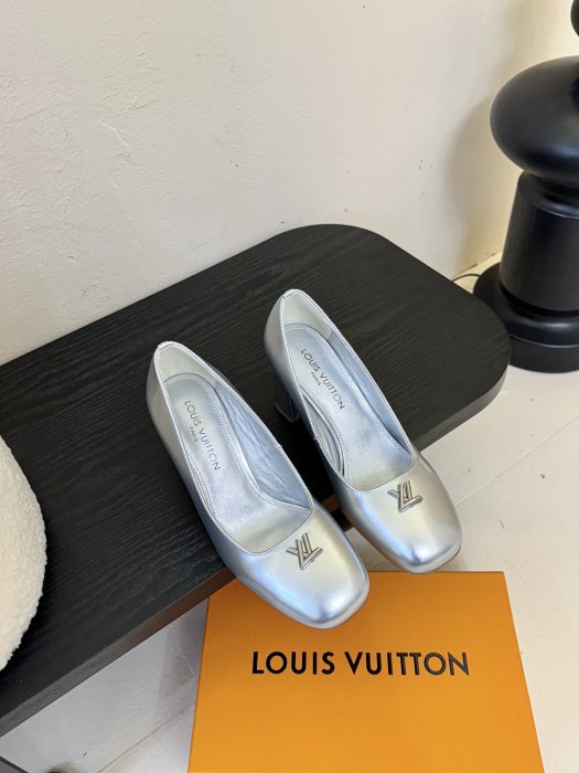 Туфли женские