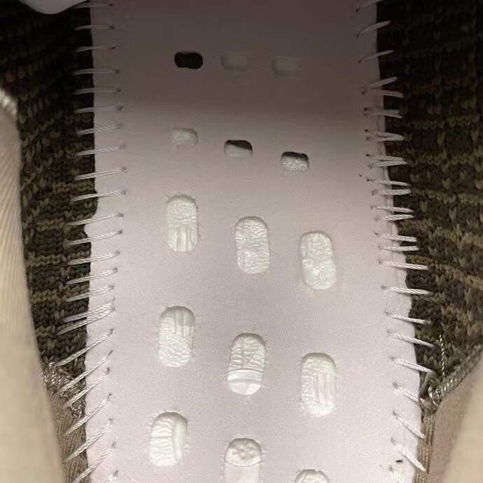 Кроссовки Yeezy Boost 350 V2 GW0089 фото 9