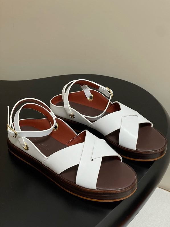 Сандалі  шкіряні жіночі фото 4