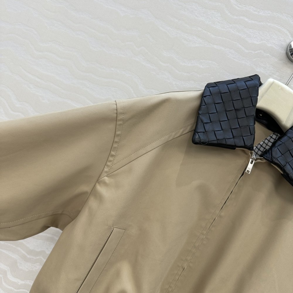 Куртка шкіряна жіноча фото 3