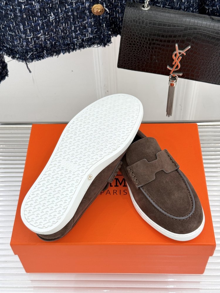 Лоферы женские фото 9