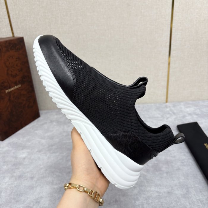 Кросівки фото 8