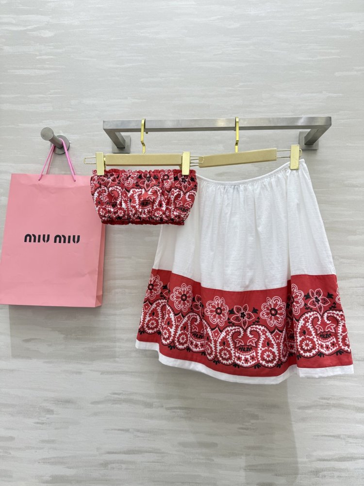 Costume female фото 7