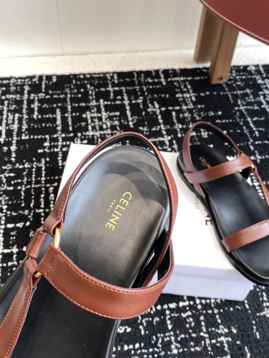 Сандалии женские фото 8